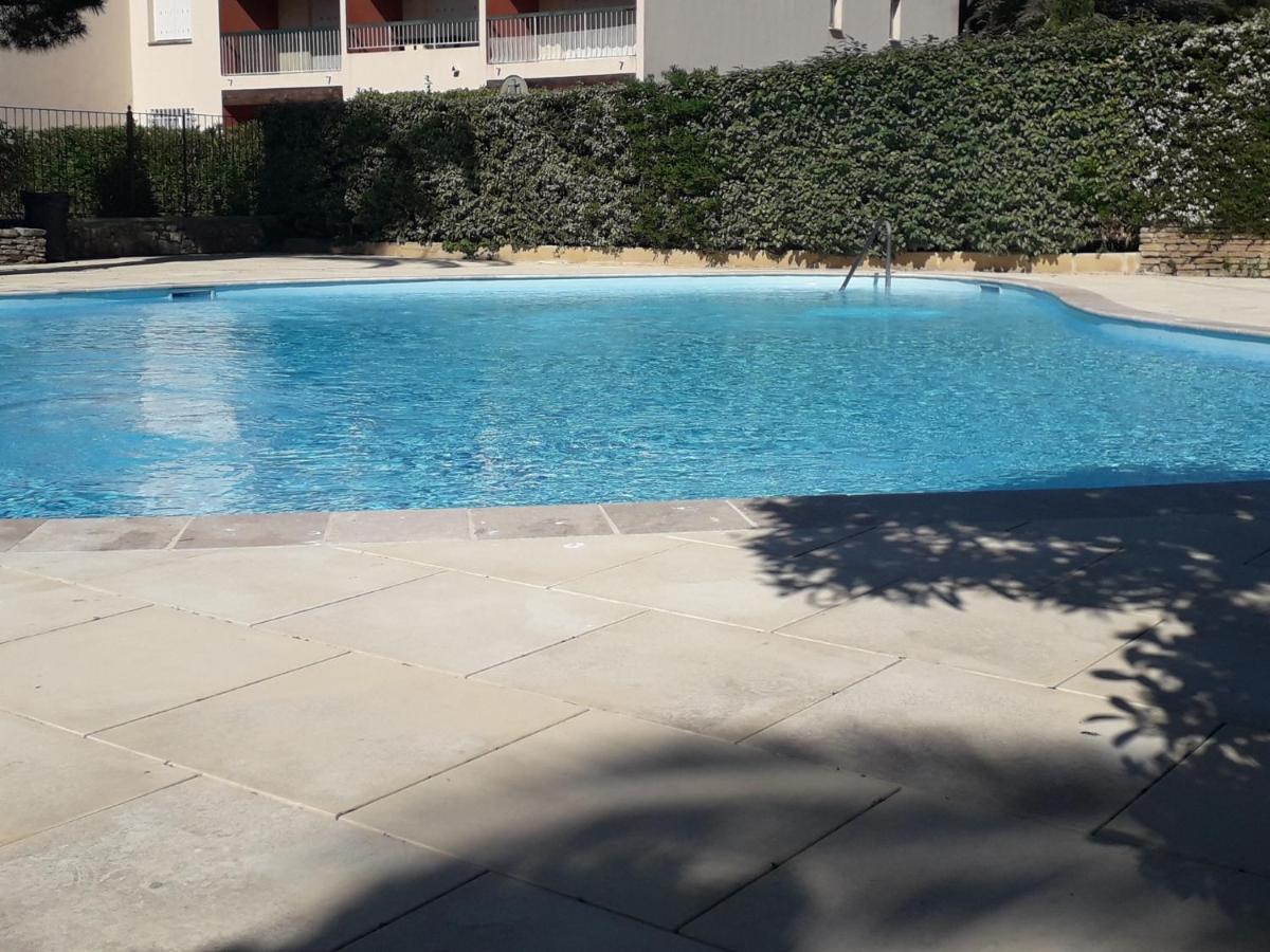 Bandol Nature Et Loisirs: Parking/ Piscine Zewnętrze zdjęcie